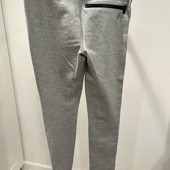 NWT Burberry Sport Leggings - Picture 7 of 10